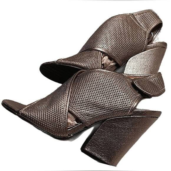 Nicole Larkin Sandal Shoe 4" Block Heel Wm 7.5 Pweter Peep Toe Velcro Back Strap - Picture 4 of 7